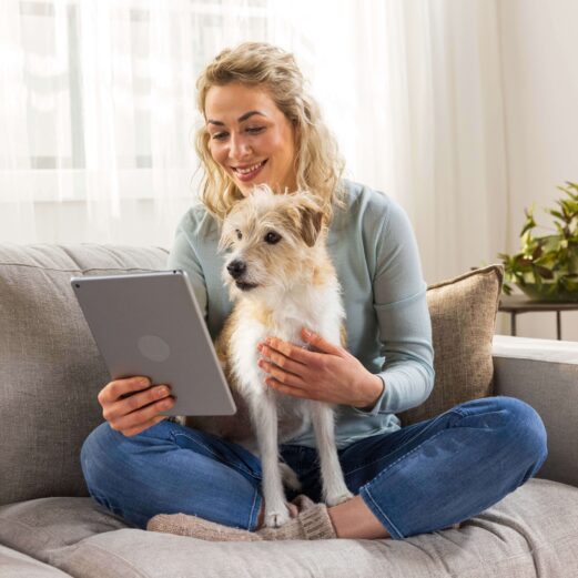 Videosprechstunde: Der Online-Tierarzt 1 PETPROTECT und FirstVet - Ein tierisch starkes Team!